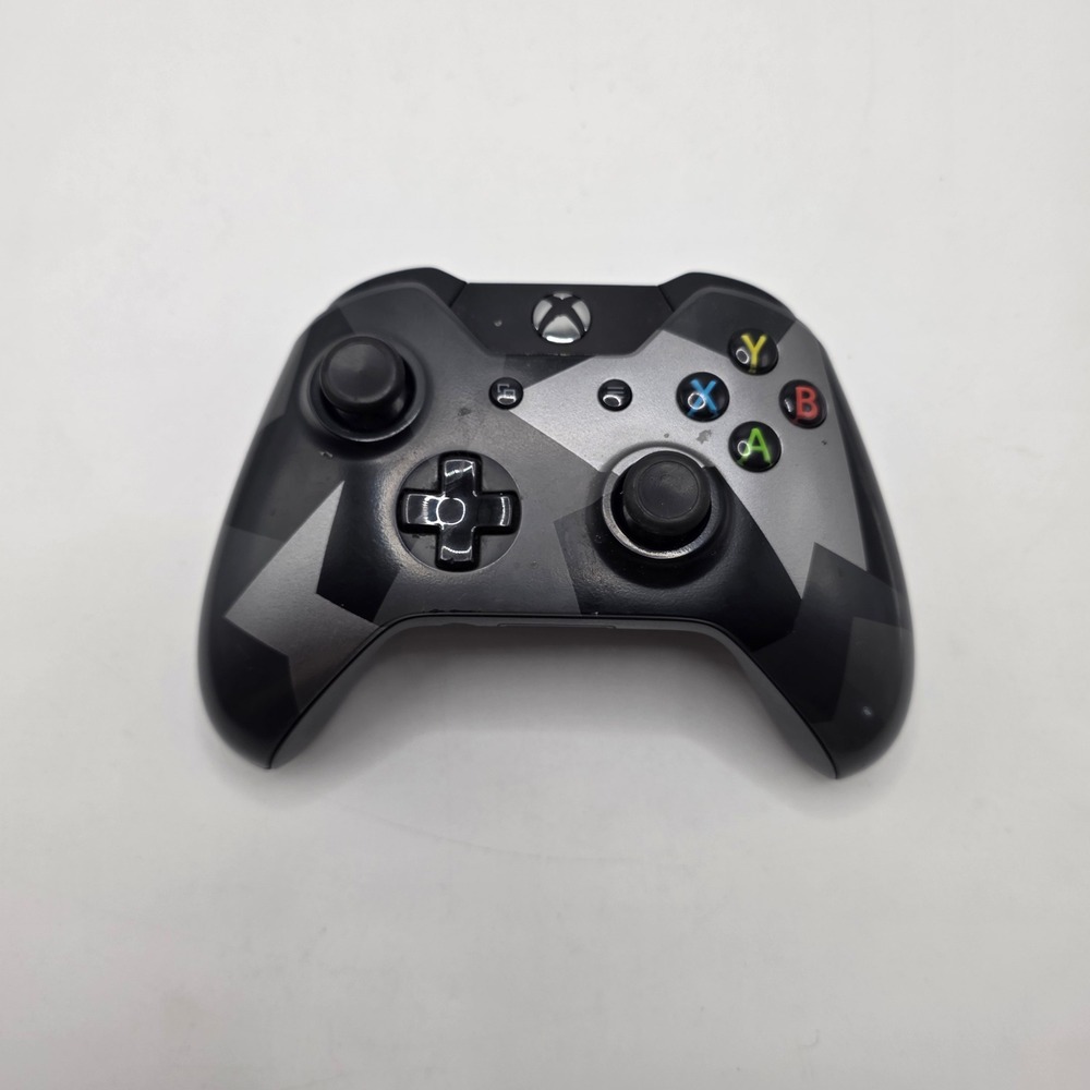 Microsoft Xbox One Controller Midnight Forces Camo Wireless Gamepad Model 1697
